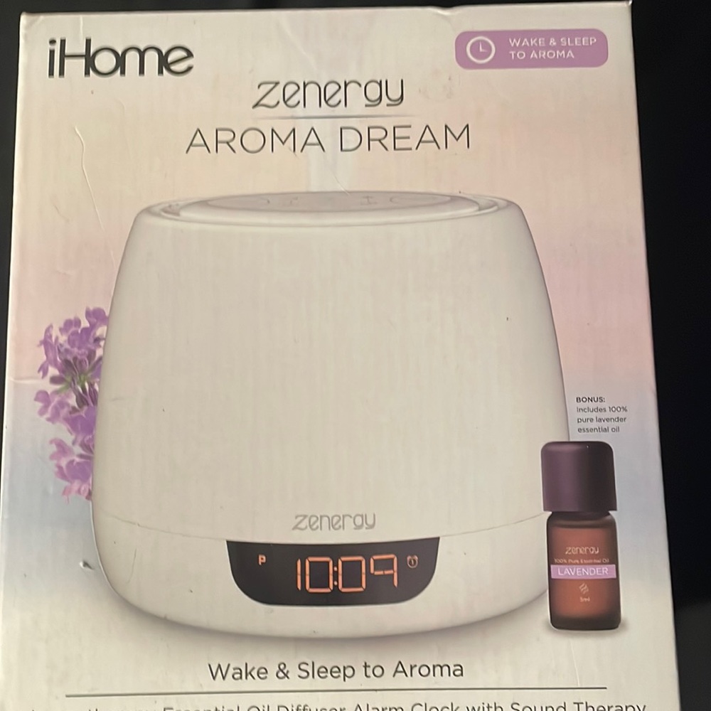 Aromatherapy essential oil diffuser alarm clock with sound therapy